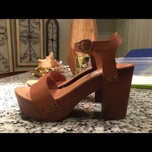 Lifft by Steve Madden